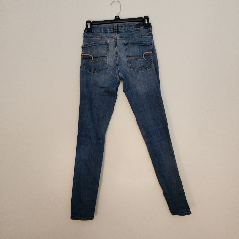 American Eagle Medium Wash Jegging Size 2 - Picture 4 of 7